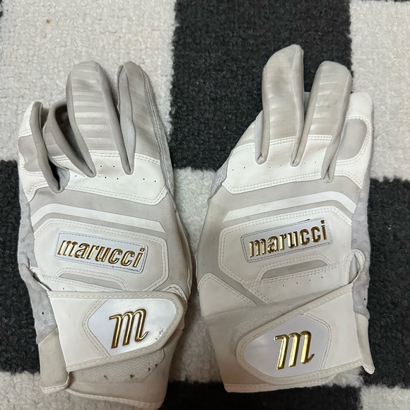 Marucci White and Gray Men's Gloves - Picture 1 of 2